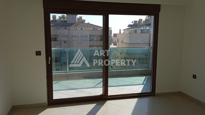 Апартаменты планировки 4+1 общей площади 215 м2 в Алании - Ракурс 25