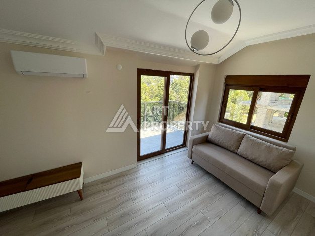 Дуплекс в уютном жилом комплексе планировки 4+1 в районе Авсаллар, 180м2 - Ракурс 9