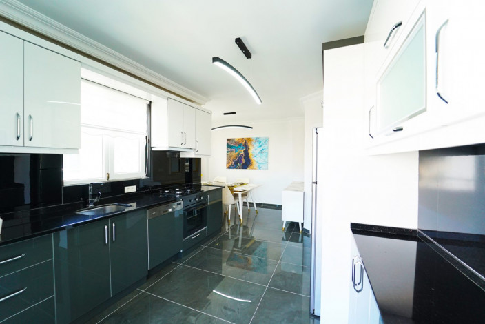 Меблированный четырехкомнатный дуплекс в престижном районе Оба, 140 м2 - Ракурс 3