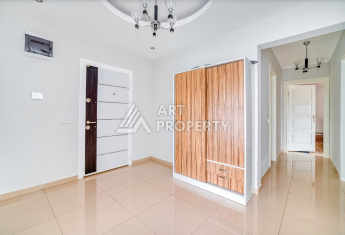 Светлые просторные апартаменты планировки 3+1 в районе Махмутлар, 170м2 - Ракурс 9