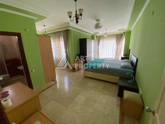 Вилла планировки 6+2 с собственным бассейном в районе Демирташ, 550м2 - Ракурс 15