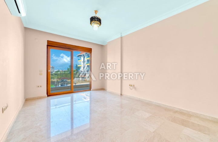 Просторные апартаменты с камином в престижном районе Кестель планировки 3+1, 230м2 - Ракурс 8