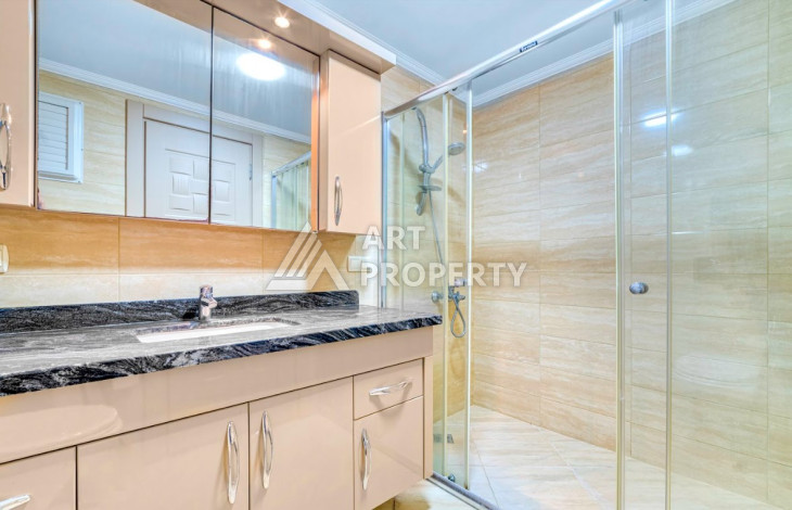 Просторные апартаменты с камином в престижном районе Кестель планировки 3+1, 230м2 - Ракурс 10