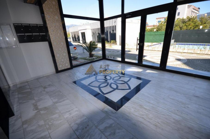 Четырехкомнатная квартира  с отличным ремонтом в районе Оба, 165 м2 - Ракурс 5