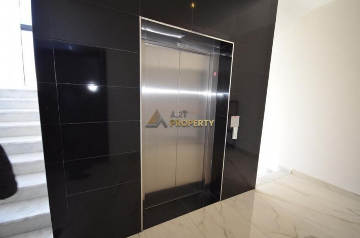 Четырехкомнатная квартира  с отличным ремонтом в районе Оба, 165 м2 - Ракурс 7