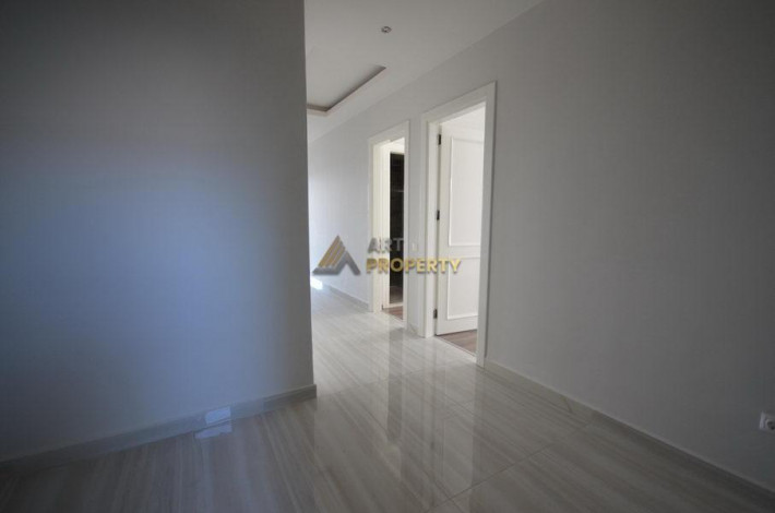 Четырехкомнатная квартира  с отличным ремонтом в районе Оба, 165 м2 - Ракурс 8