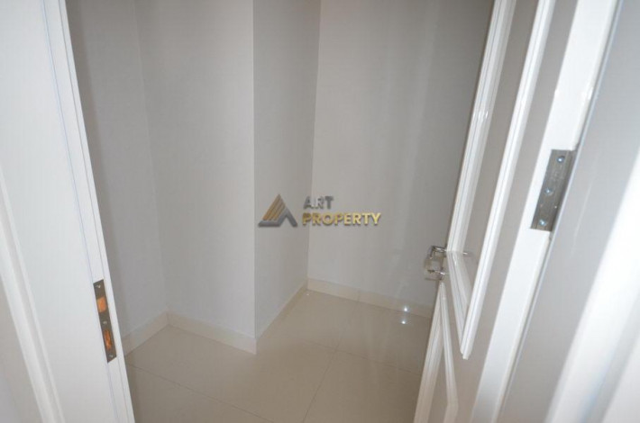 Четырехкомнатная квартира  с отличным ремонтом в районе Оба, 165 м2 - Ракурс 12