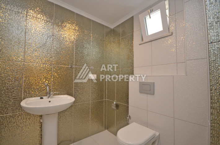 Пентхаус 5+1 у реки Димчай в Кестеле с дизайнерским ремонтом, 300 м2 - Ракурс 9