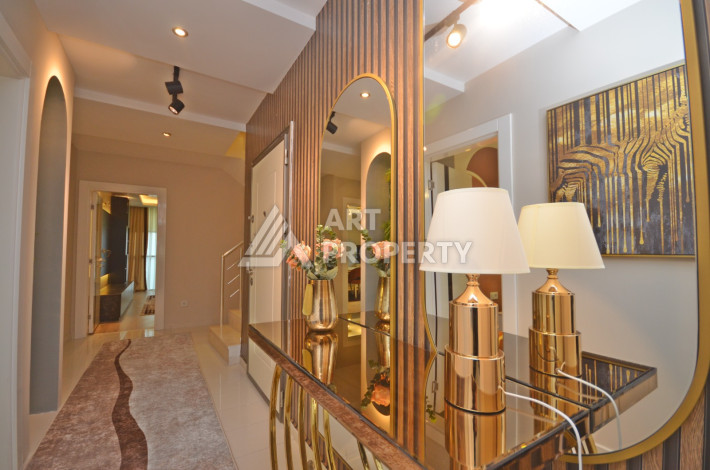 Пентхаус 5+1 у реки Димчай в Кестеле с дизайнерским ремонтом, 300 м2 - Ракурс 13