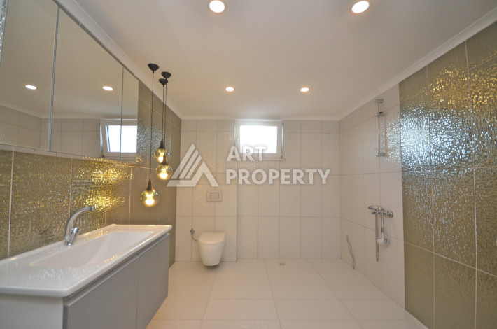 Пентхаус 5+1 у реки Димчай в Кестеле с дизайнерским ремонтом, 300 м2 - Ракурс 20