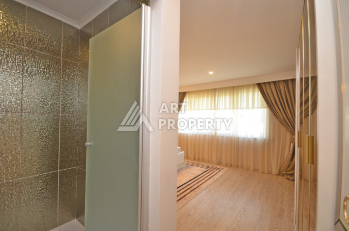 Пентхаус 5+1 у реки Димчай в Кестеле с дизайнерским ремонтом, 300 м2 - Ракурс 23