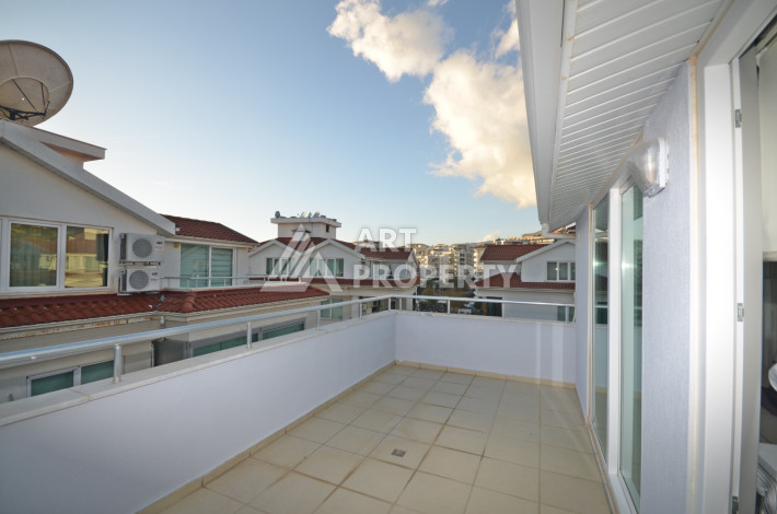 Пентхаус 5+1 у реки Димчай в Кестеле с дизайнерским ремонтом, 300 м2 - Ракурс 24