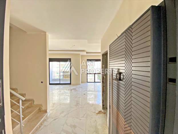 Двухуровневые апартаменты в новом жилом комплексе планировки 2+1 в районе Махмутлар, 120м2 - Ракурс 3