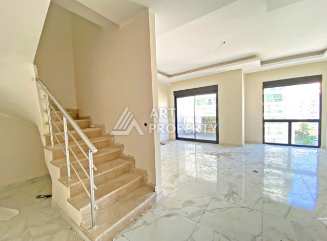 Двухуровневые апартаменты в новом жилом комплексе планировки 2+1 в районе Махмутлар, 120м2 - Ракурс 4