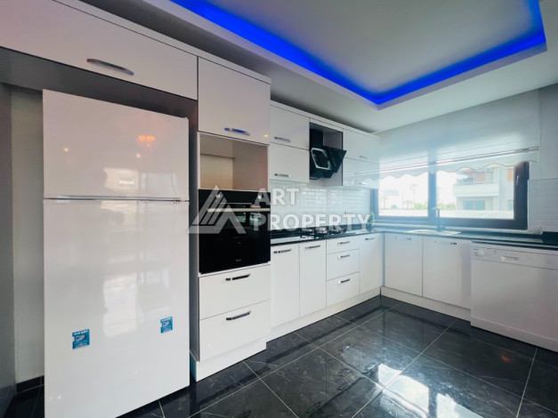 Апартаменты в шикарном комплексе планировки 2+1 в районе Махмутлар, 125м2 - Ракурс 6