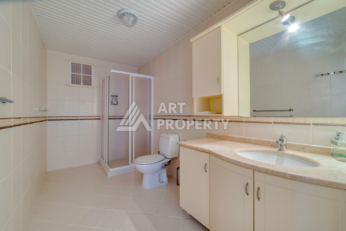 Квартира 2+1 с дизайнерским ремонтом в центральной части Махмутлара! - Ракурс 17