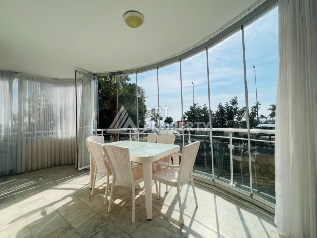 Шикарные апартаменты планировки 2+1 в районе Махмутлар, 140м2 - Ракурс 2