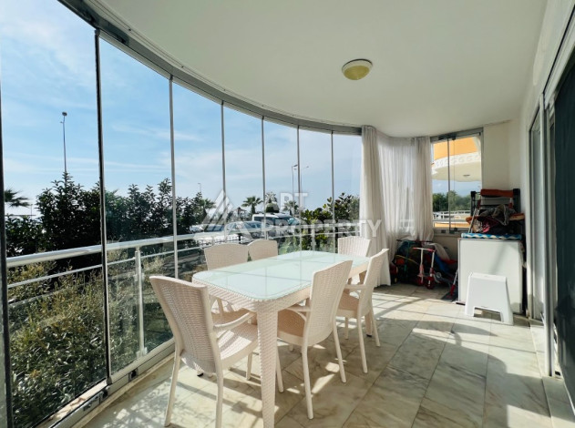 Шикарные апартаменты планировки 2+1 в районе Махмутлар, 140м2 - Ракурс 3