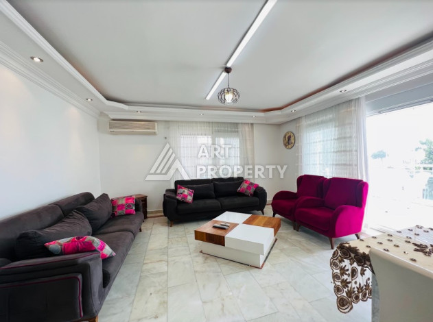 Шикарные апартаменты планировки 2+1 в районе Махмутлар, 140м2 - Ракурс 4