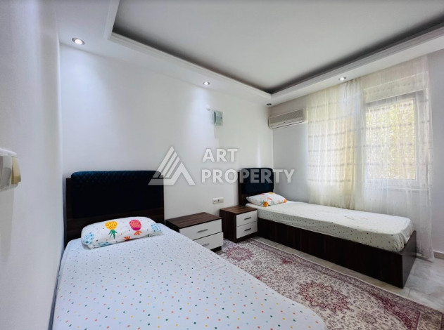 Шикарные апартаменты планировки 2+1 в районе Махмутлар, 140м2 - Ракурс 12