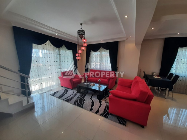 Апартаменты в 200 метрах от моря в центре Алании, планировка 2+1, 135м2 - Ракурс 2