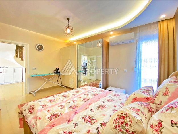 Шикарный дуплекс планировки 5+1 в престижном районе Кестель, 250м2 - Ракурс 28