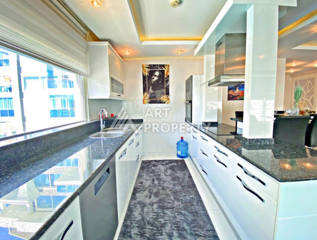 Апартаменты в шикарном комплексе близи моря в районе Кестель планировки 4+1 - Ракурс 6