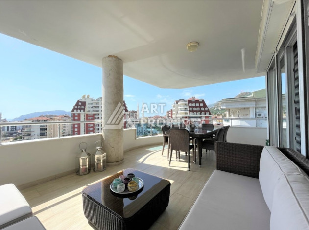 Апартаменты в комплексе с богатой инфраструктурой в районе Тосмур планировки 5+1, 240м2 - Ракурс 2