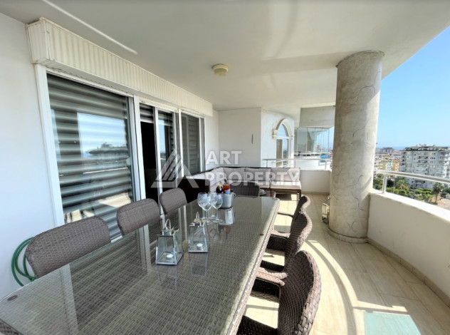 Апартаменты в комплексе с богатой инфраструктурой в районе Тосмур планировки 5+1, 240м2 - Ракурс 4