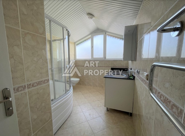 Апартаменты в комплексе с богатой инфраструктурой в районе Тосмур планировки 5+1, 240м2 - Ракурс 39