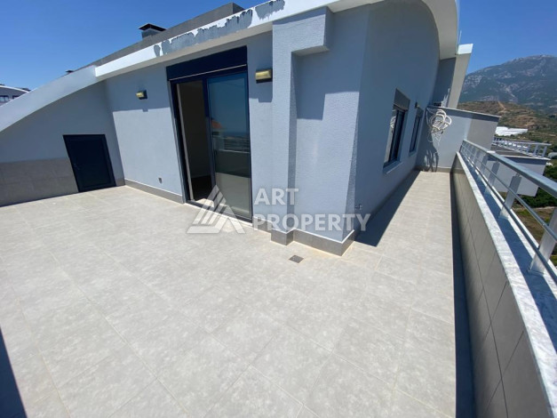 Просторная квартира 4+1, 220м2, с видом на море, в районе Махмутлар - Ракурс 3