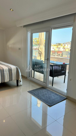 Апартаменты 3+1, 150м2, в комплексе класса люкс, в нескольких минутах ходьбы от пляжа Клеопатра - Ракурс 16