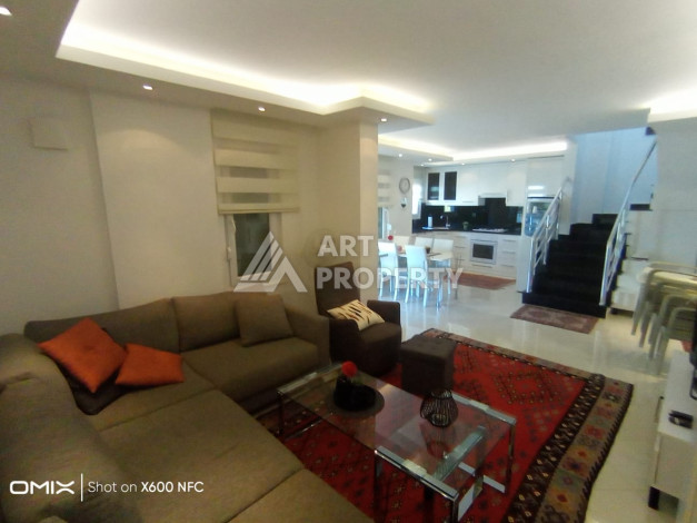 Двухуровневые апартаменты 3+1,  170м2, в развитом районе Оба, всего в 300 метрах от моря. - Ракурс 6