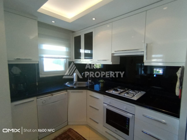 Двухуровневые апартаменты 3+1,  170м2, в развитом районе Оба, всего в 300 метрах от моря. - Ракурс 9