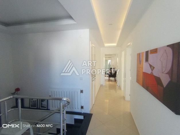 Двухуровневые апартаменты 3+1,  170м2, в развитом районе Оба, всего в 300 метрах от моря. - Ракурс 12