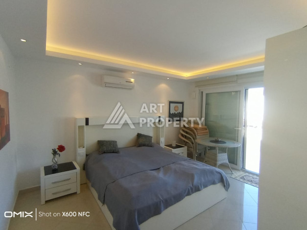 Двухуровневые апартаменты 3+1,  170м2, в развитом районе Оба, всего в 300 метрах от моря. - Ракурс 17