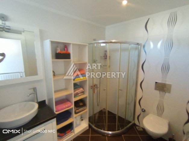 Двухуровневые апартаменты 3+1,  170м2, в развитом районе Оба, всего в 300 метрах от моря. - Ракурс 23