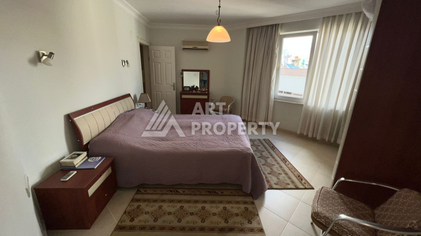 Меблированные апартаменты в комплексе с развитой инфраструктурой в Алании, 160м2 - Ракурс 9