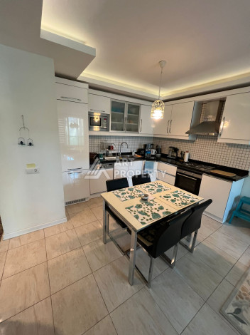 Просторная квартира 1+1, 86м2, в жилом комплексе с инфраструктурой, в районе Оба - Ракурс 2