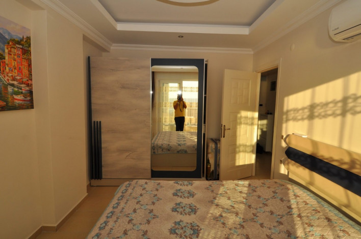 Квартира 1+1 с видом на море в Махмутларе, 65 м2 - Ракурс 3