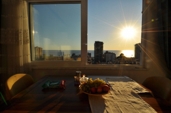 Квартира 1+1 с видом на море в Махмутларе, 65 м2 - Ракурс 6