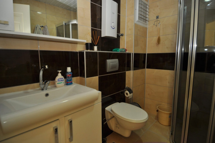 Квартира 1+1 с видом на море в Махмутларе, 65 м2 - Ракурс 10