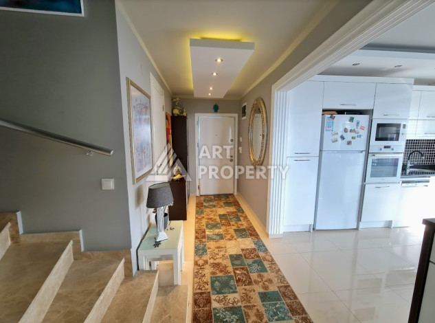 Дуплекс с большой террасой планировки 3+1 в районе Оба, 180м2 - Ракурс 6