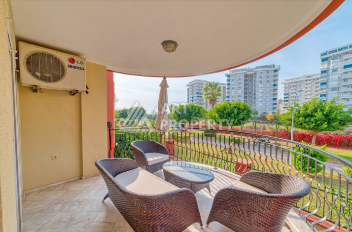 Двухуровневая квартира в 200м от моря планировки 4+1 в районе Кестель, 200м2 - Ракурс 5