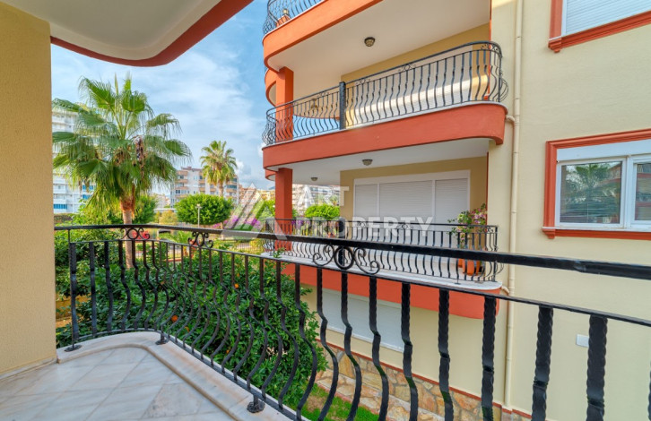 Двухуровневая квартира в 200м от моря планировки 4+1 в районе Кестель, 200м2 - Ракурс 13