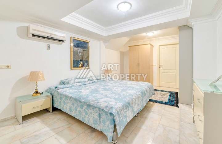 Двухуровневая квартира в 200м от моря планировки 4+1 в районе Кестель, 200м2 - Ракурс 31