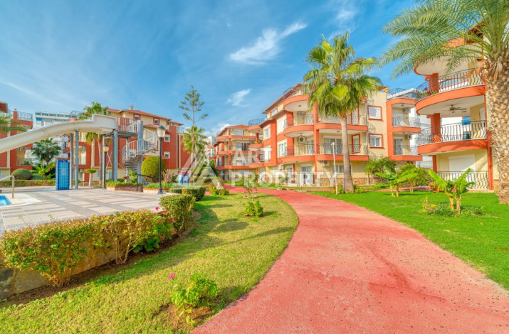 Двухуровневая квартира в 200м от моря планировки 4+1 в районе Кестель, 200м2 - Ракурс 43