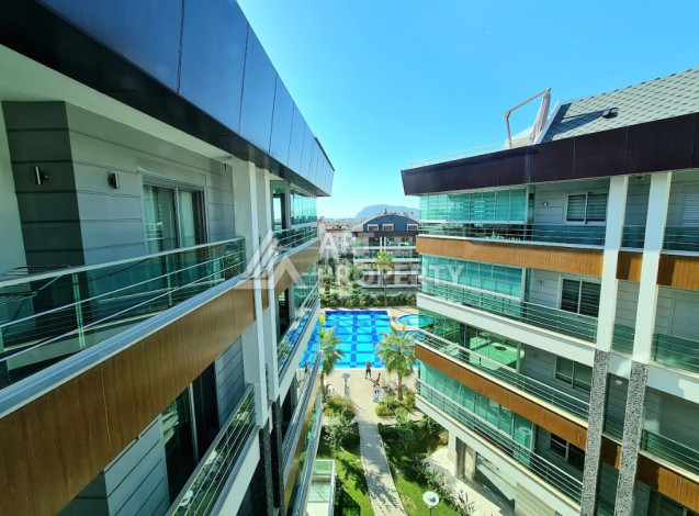 Стильный дуплекс планировки 4+1 в районе Оба,  240м2 - Ракурс 23