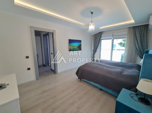 Стильный дуплекс планировки 4+1 в районе Оба,  240м2 - Ракурс 32