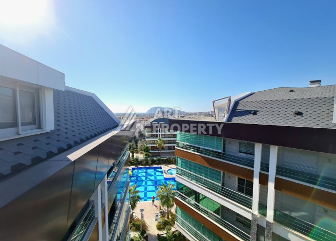 Стильный дуплекс планировки 4+1 в районе Оба,  240м2 - Ракурс 39